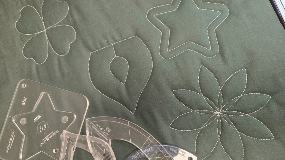 ukázky quiltování s pravítky 6.11.2025